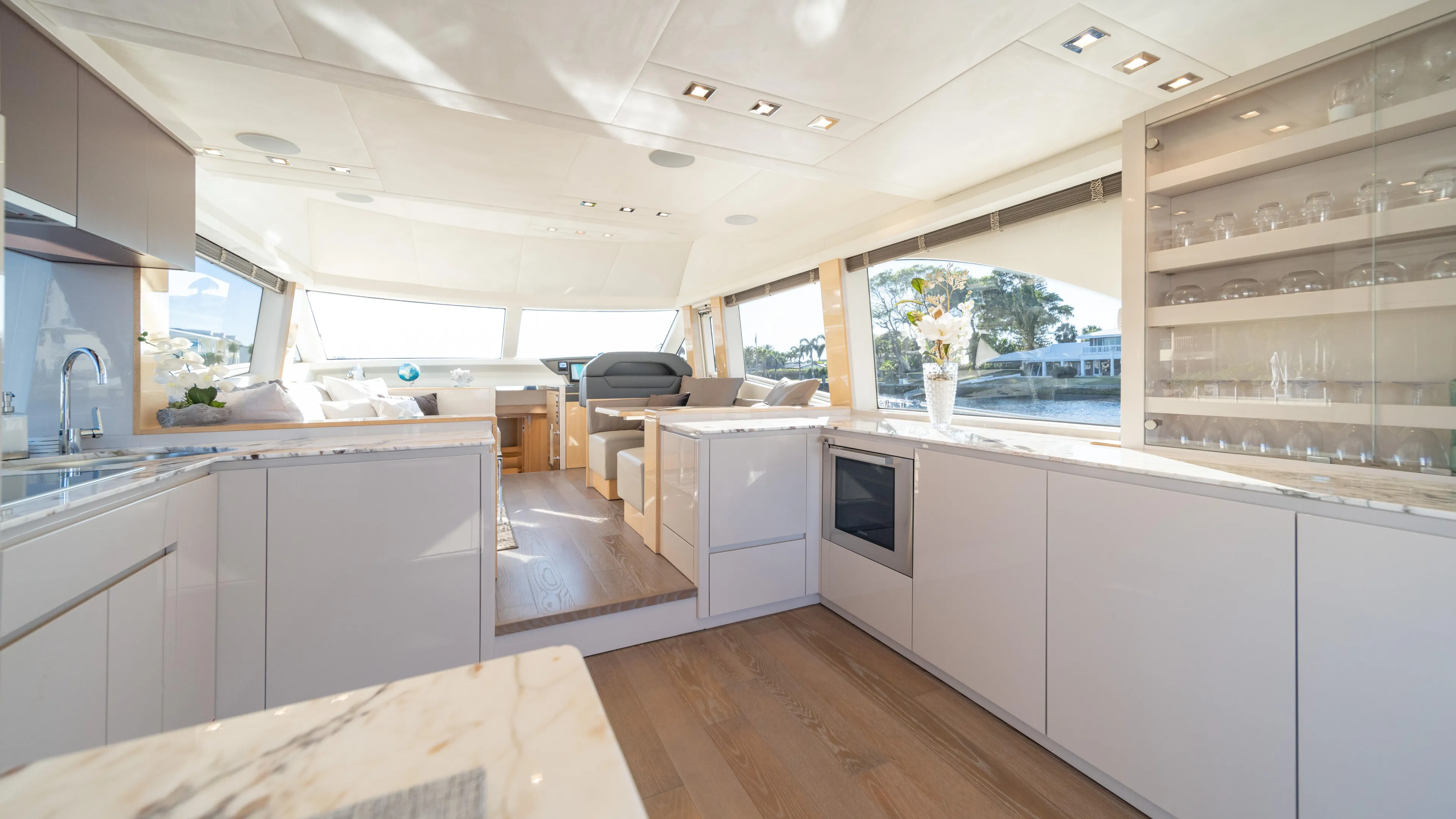 Classy Lady IV Yacht Photos Pics 