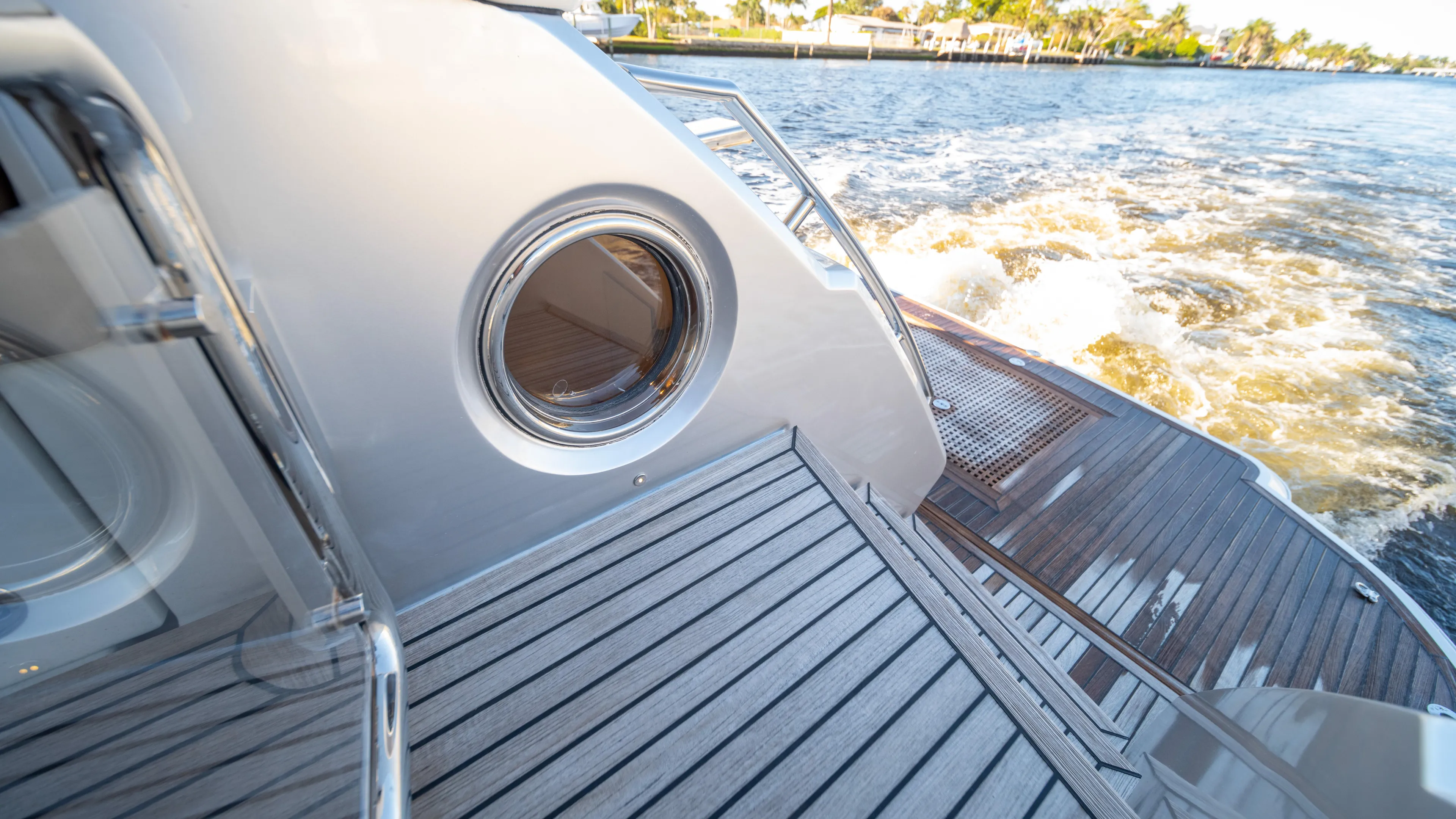 Classy Lady IV Yacht Photos Pics 