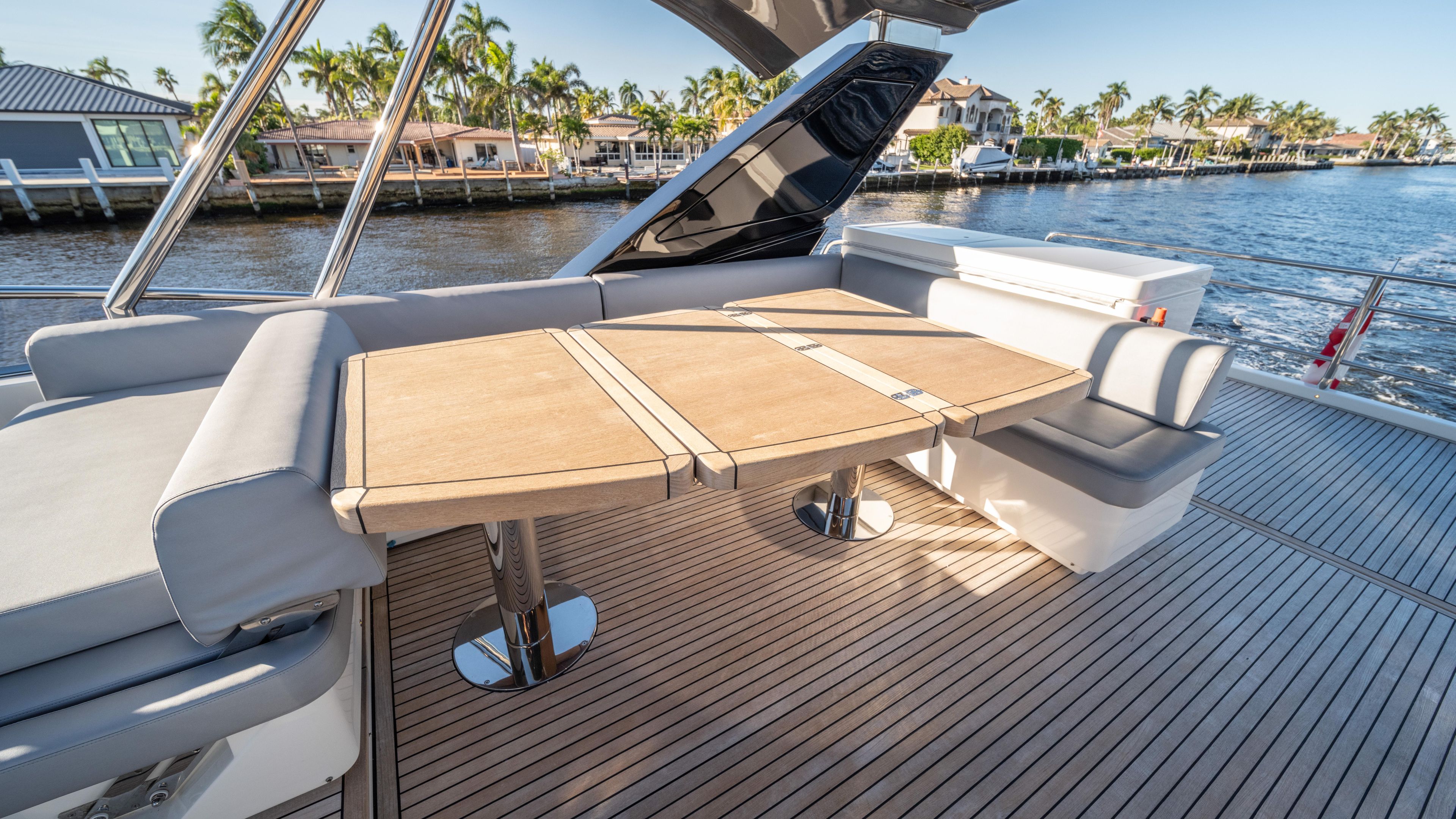 Yacht