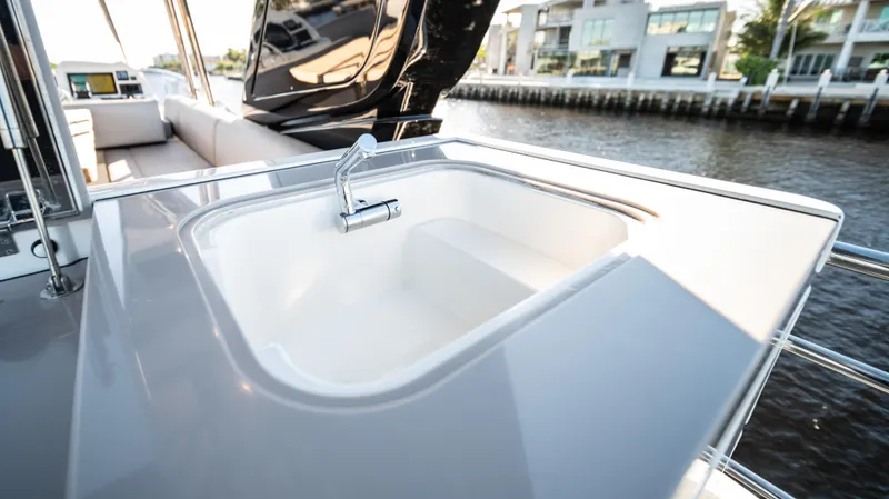 Classy Lady IV Yacht Photos Pics 