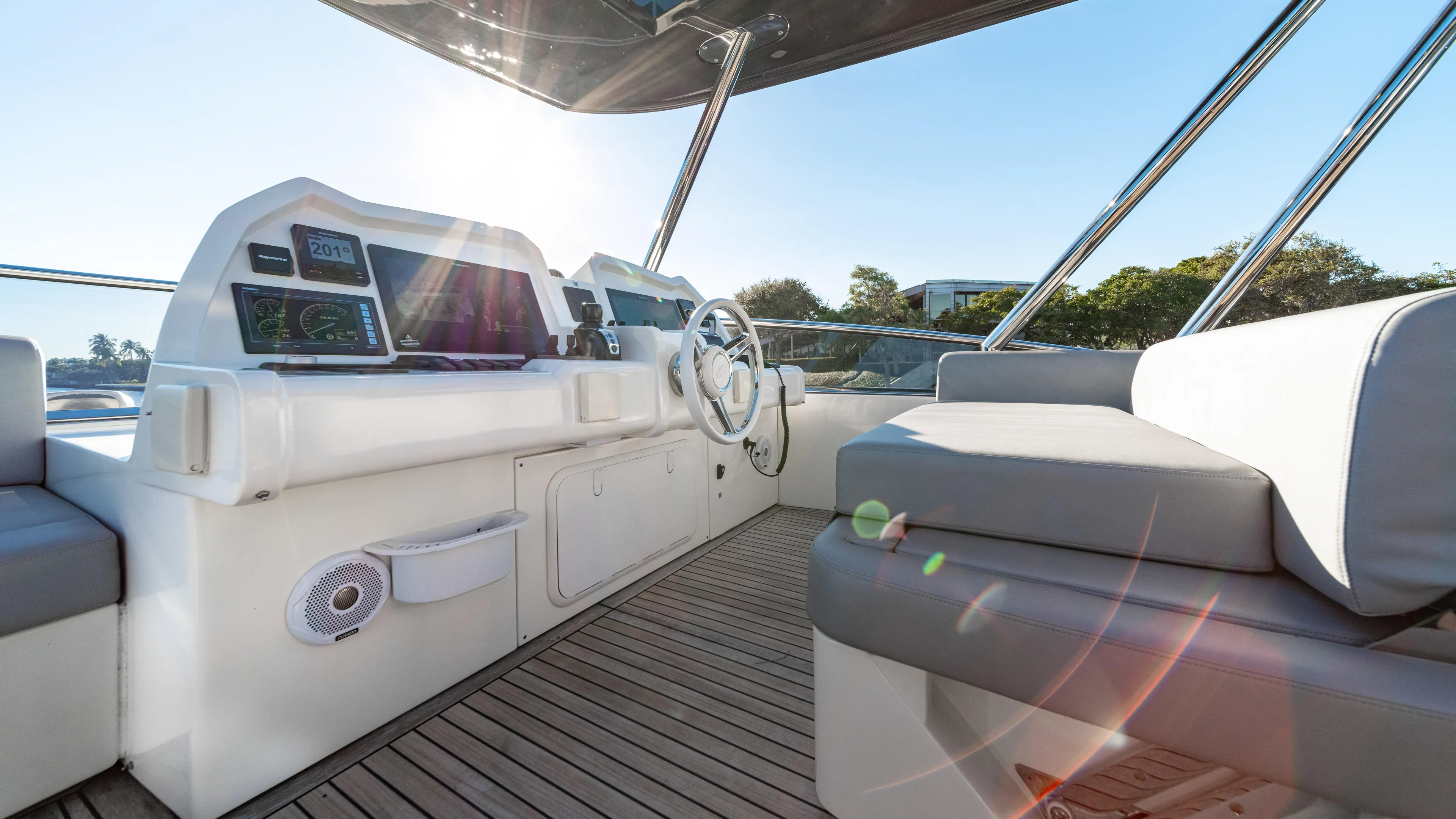 Classy Lady IV Yacht Photos Pics 