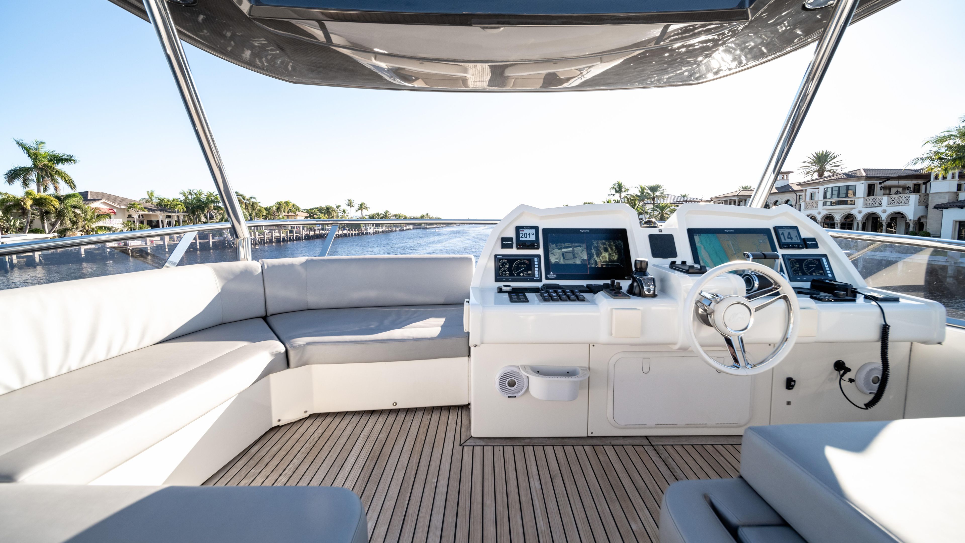 Yacht