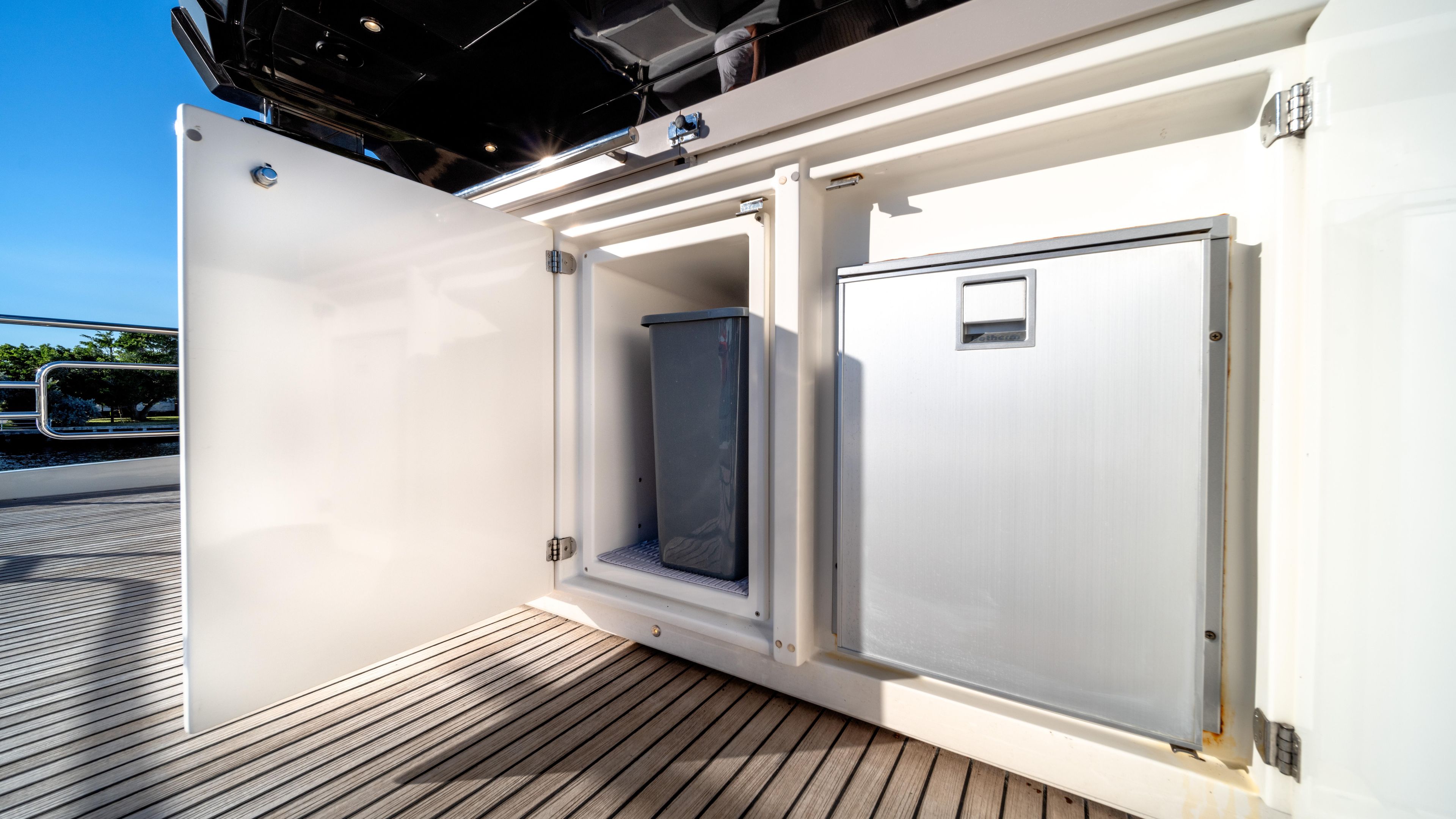 2020 Monte Carlo Yachts 66 