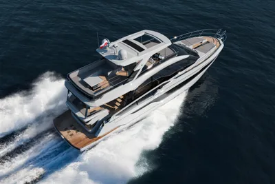 Galeon 640 Fly