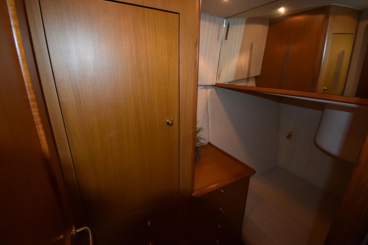 2003 Ocean Yachts 48 