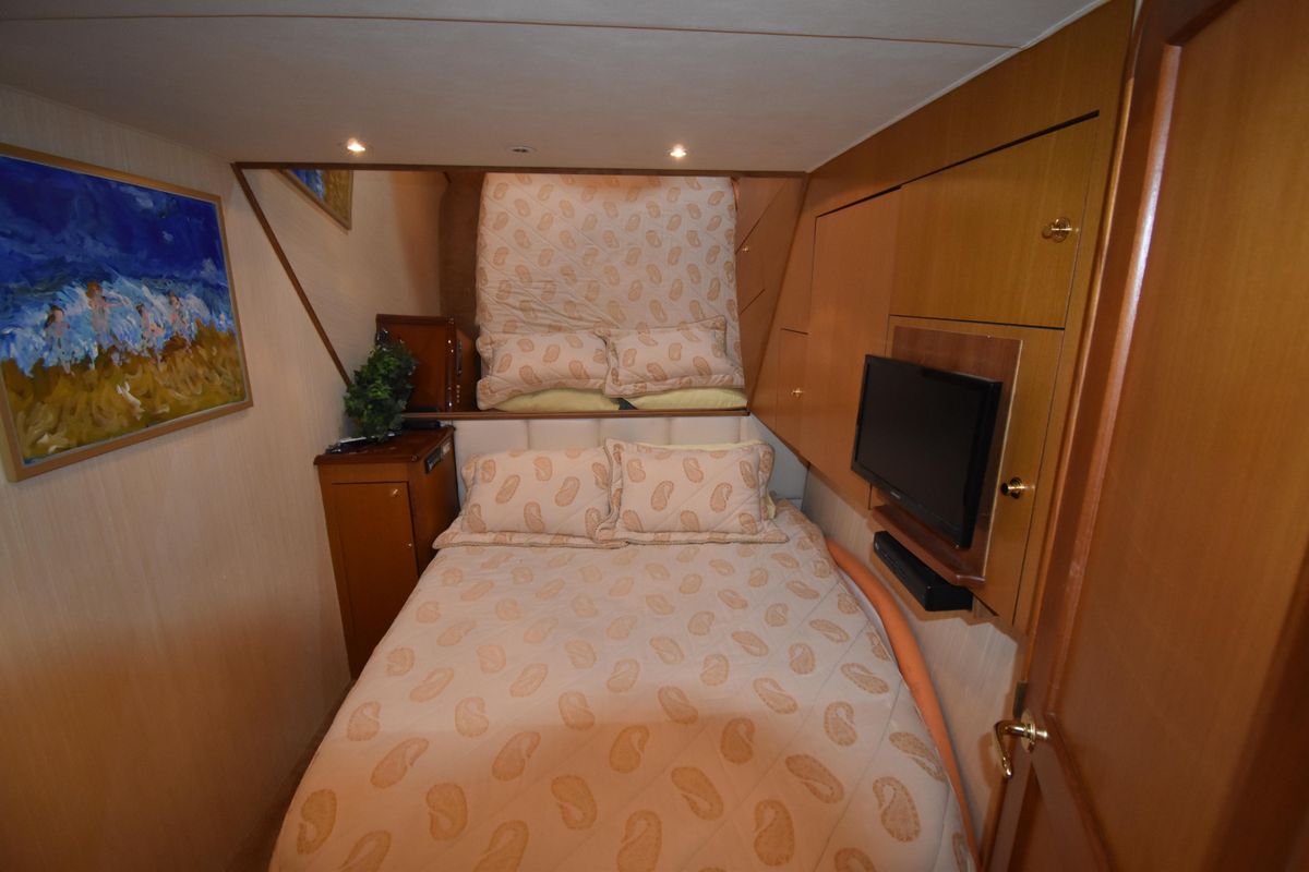 2003 Ocean Yachts 48 