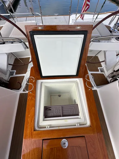 Stella Maris Yacht Photos Pics 