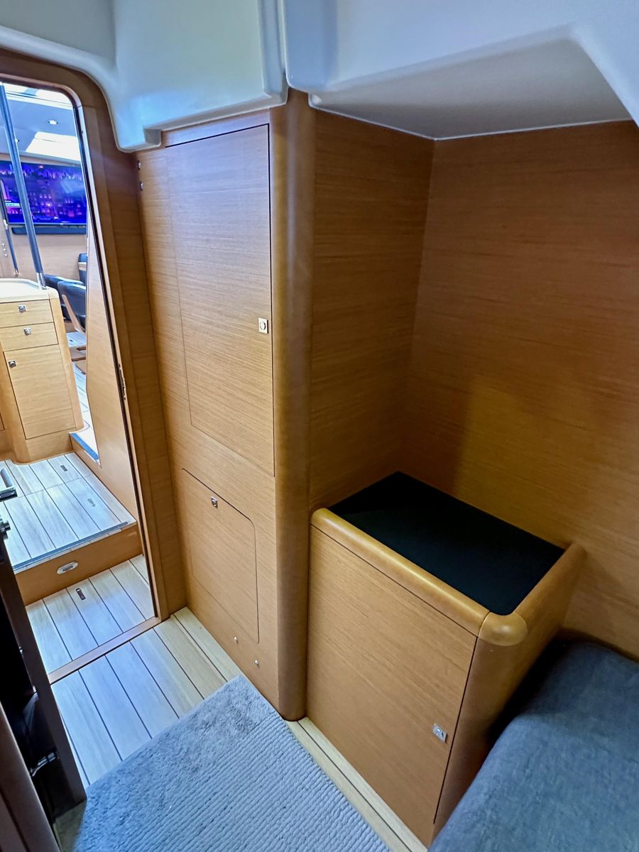 2014 Jeanneau 57 