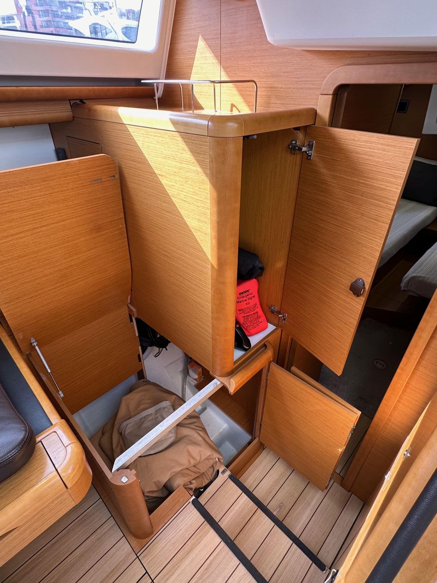 2014 Jeanneau 57 