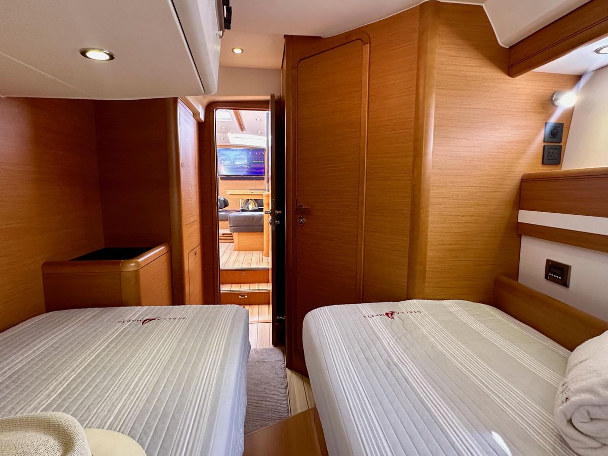 2014 Jeanneau 57 