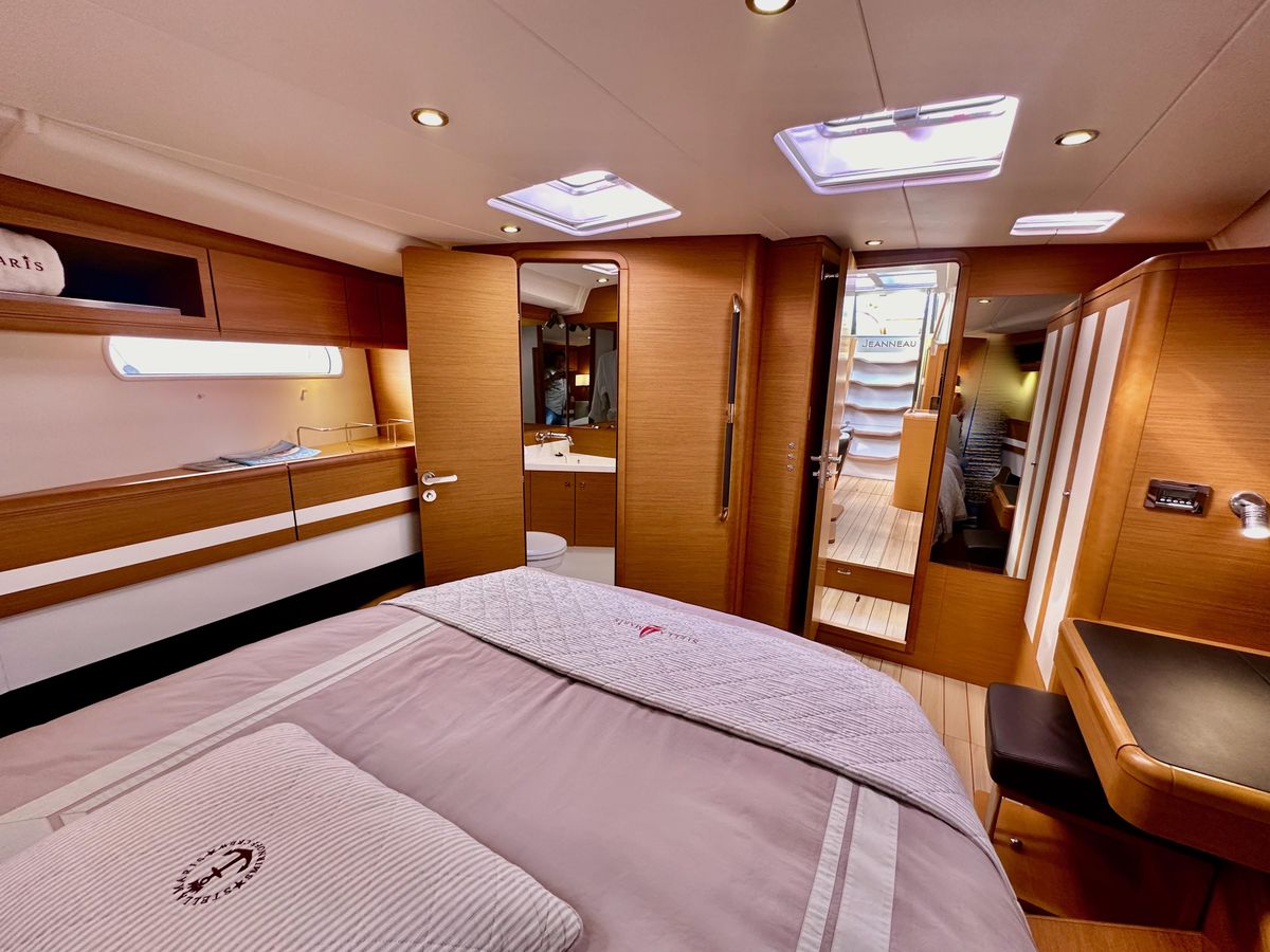 2014 Jeanneau 57 