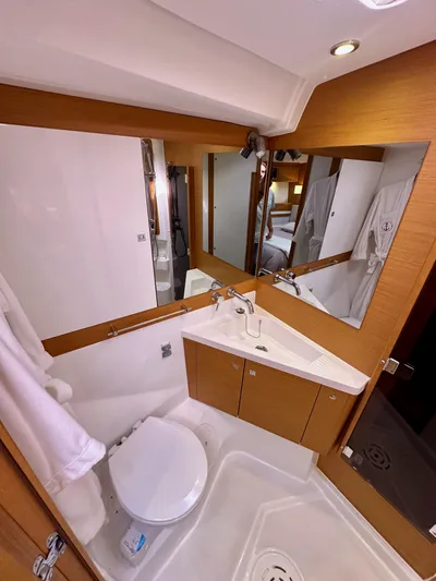 Stella Maris Yacht Photos Pics 