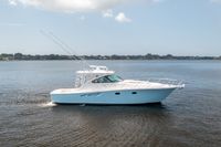 2015 Tiara Yachts 4300 Open