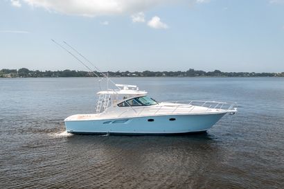 2015 43' Tiara Yachts-4300 Open Tampa, FL, US