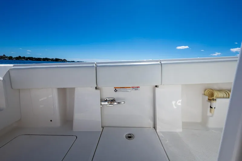 Da Bubbs Yacht Photos Pics 2024 SeaVee 322z boat deck with clear blue sky and ocean view.