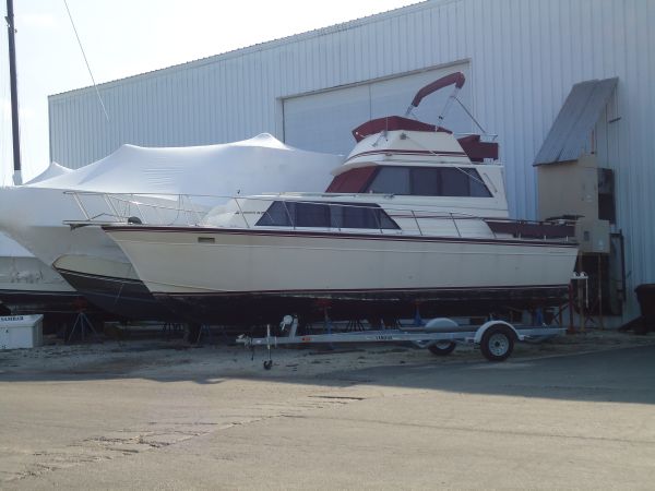 1987 Marinette Marinette Flybridge - 32 Flybridge For Sale - Yachtworld