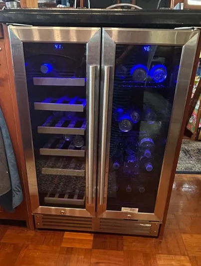 Spirit Of Adventure Yacht Photos Pics 