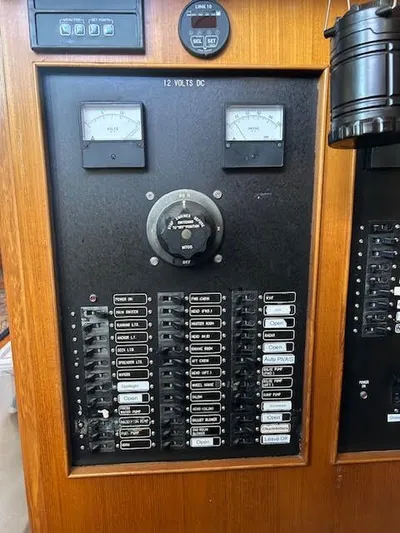 Spirit Of Adventure Yacht Photos Pics 