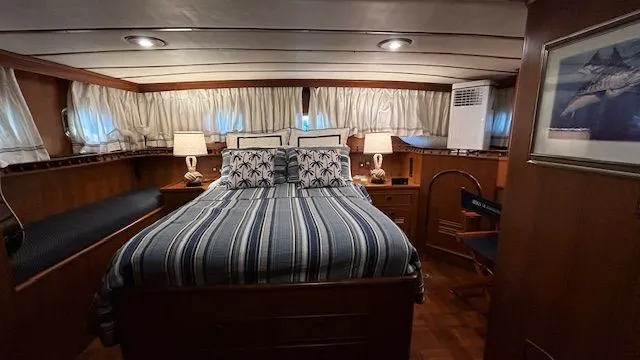 Spirit Of Adventure Yacht Photos Pics 