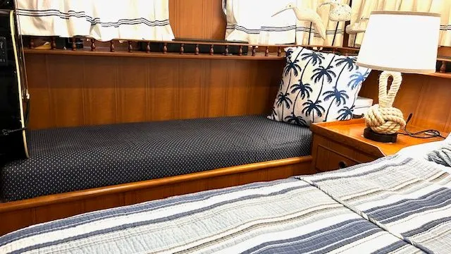 Spirit Of Adventure Yacht Photos Pics 