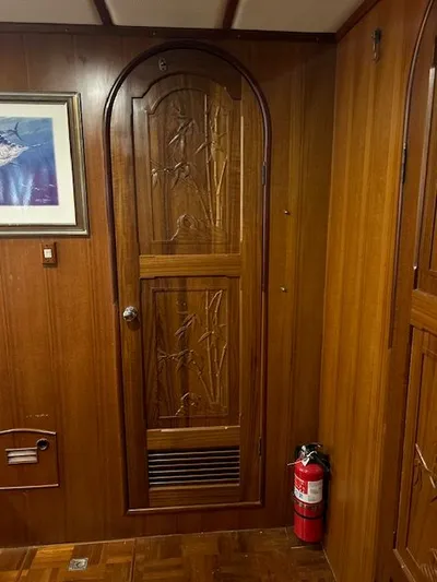 Spirit Of Adventure Yacht Photos Pics 