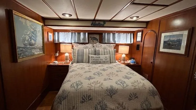 Spirit Of Adventure Yacht Photos Pics 