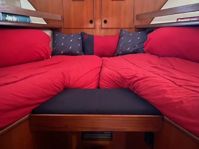 Spirit Of Adventure Yacht Photos Pics 