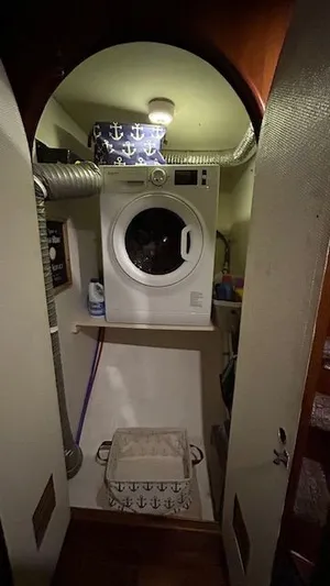 Spirit Of Adventure Yacht Photos Pics 