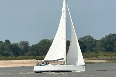 Hanse 400