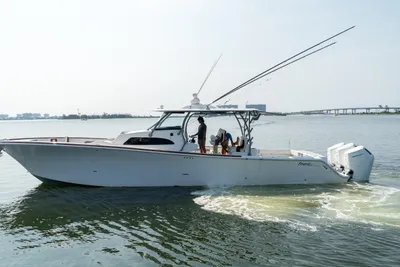 Front Runner 47 Center Console