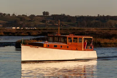 Stephens Brothers 34 Trunk Cabin Cruiser