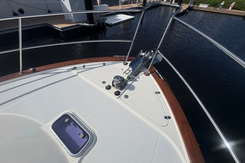  Yacht Photos Pics Bow of 2016 Sabre 38 Salon Express yacht with anchor and railing.