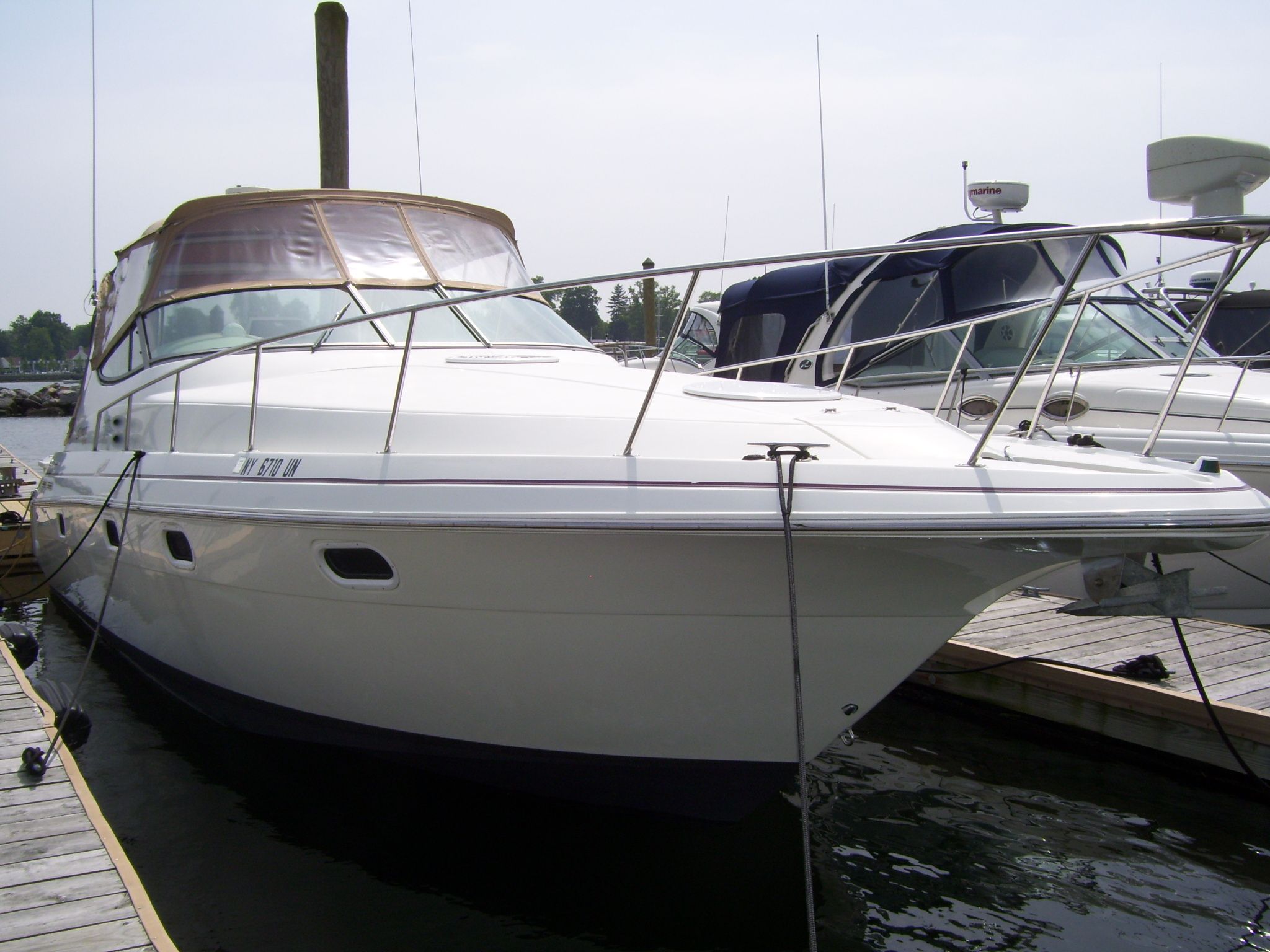 1997 cruisers yachts 3375