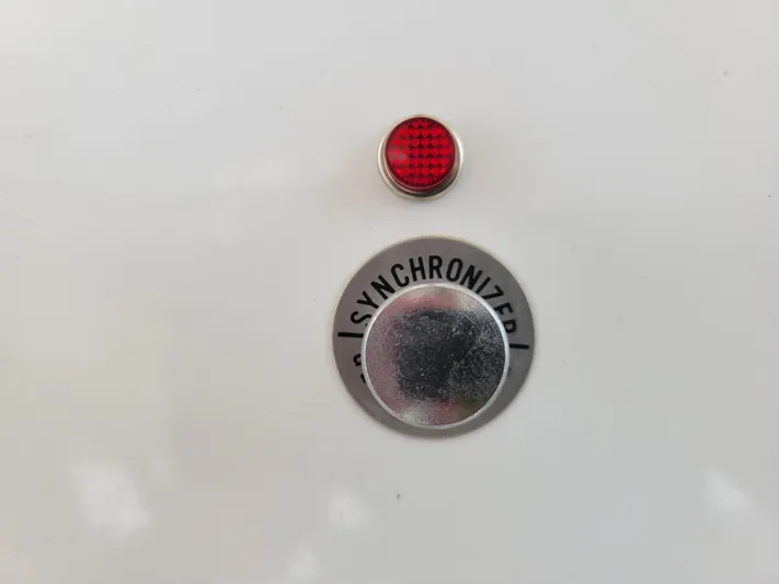 The Dog Patch Yacht Photos Pics Red indicator light and synchronizer button on 1990 Ocean Yachts 48 Super Sport.