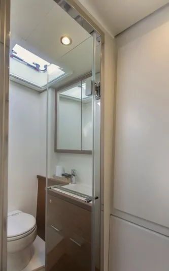 Phantom Yacht Photos Pics 