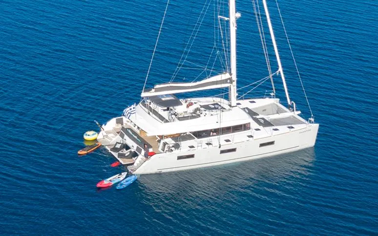 Phantom Yacht Photos Pics 