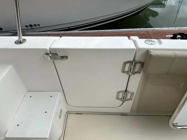 Kinsey Oksana Yacht Photos Pics 