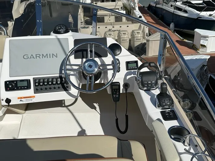 Kinsey Oksana Yacht Photos Pics 