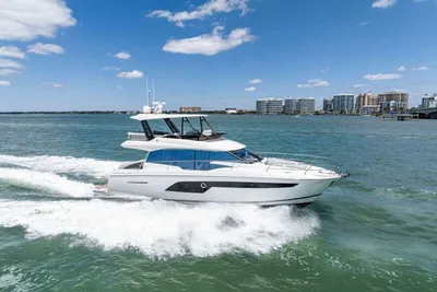 Prestige 520 Flybridge