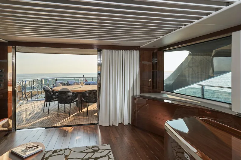  Yacht Photos Pics Skylounge