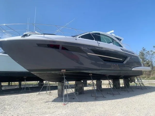Mabuhay Yacht Photos Pics 