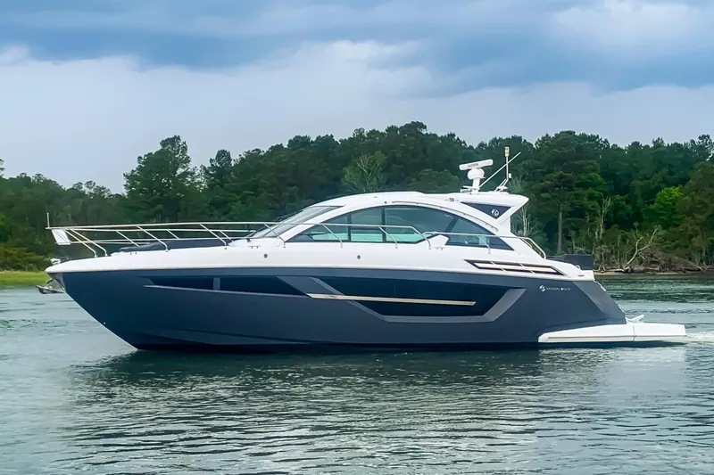 Mabuhay Yacht Photos Pics 