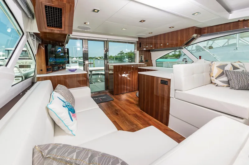 Mabuhay Yacht Photos Pics 