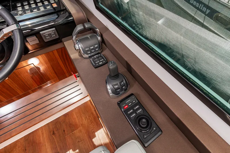 Mabuhay Yacht Photos Pics 