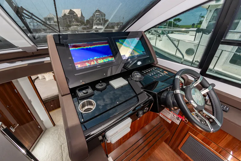 Mabuhay Yacht Photos Pics 