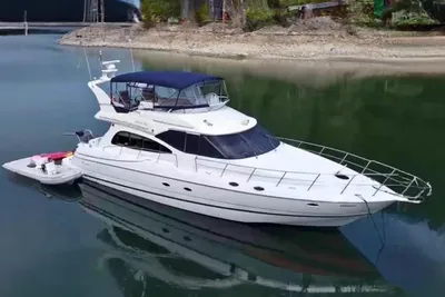 Cruisers Yachts 5000 Pilothouse
