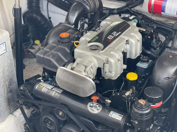 Hanky Panky Yacht Photos Pics 2012 Sea Ray 350 Sundancer engine compartment with MerCruiser 8.2L engine.