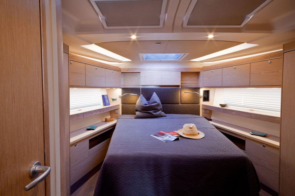 2016 Hanse 57 