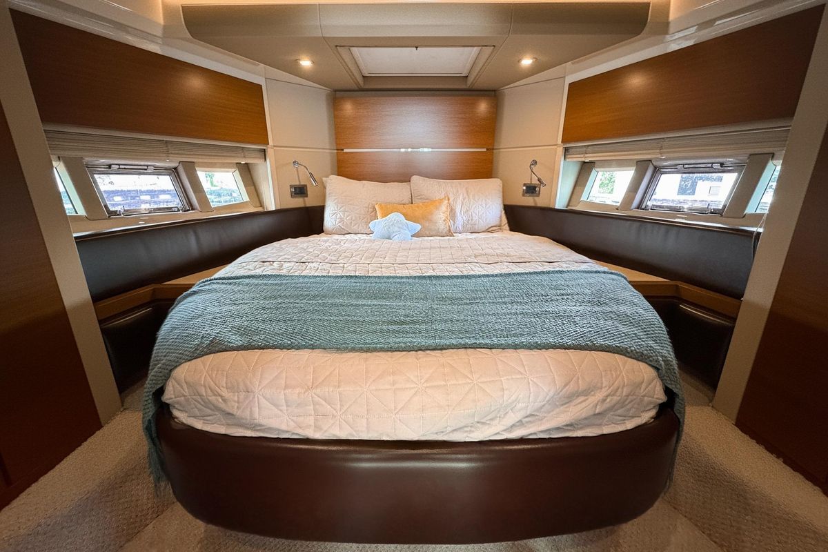 2012 Azimut 55 