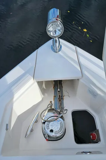  Yacht Photos Pics 2018 Regal 33 XO boat anchor system with spotlight on deck.